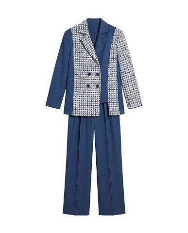 Костюмы и комплекты