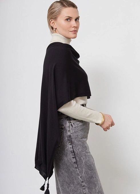 Шарф жен. 550007.33303.8200N Черный (3)