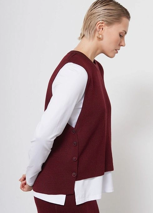 Жилет жен. 380057.33303.4811S Бордово-коричневый (4)