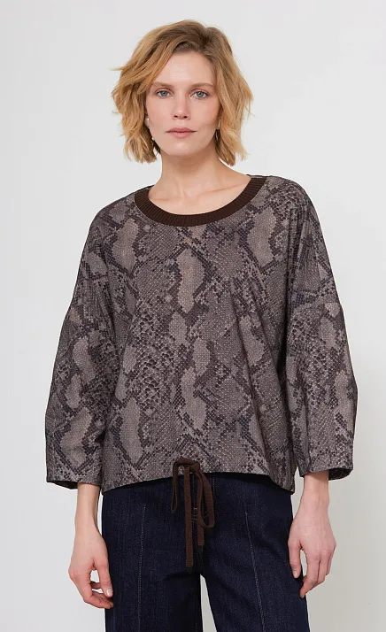 Блуза с анималистичным принтом GRIOL