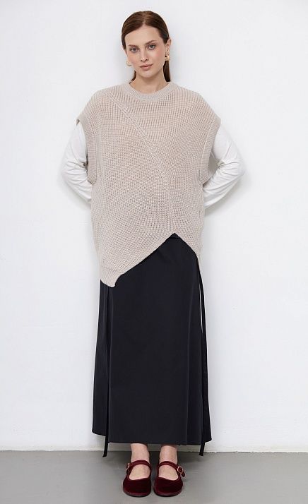  GRIOL. Жилет жен. 380104.01303.7500N Белый песок 