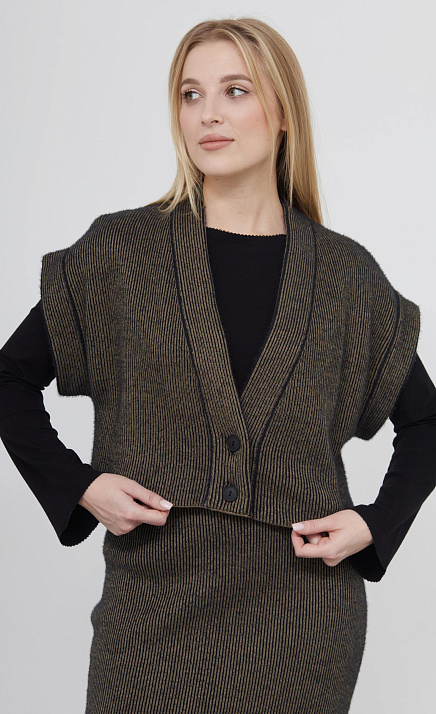  GRIOL. Жилет жен. 380094.33303.3782S Чёрный хаки 