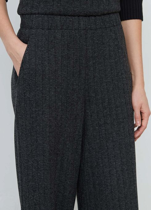 Брюки жен. 320245.09312.7382Y Серо-черный (1)