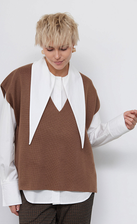 GRIOL. Жилет жен. 380045К.33303.0600M Какао GRIOL GRIOL. Жилет жен. 380045К.33303.0600M Какао