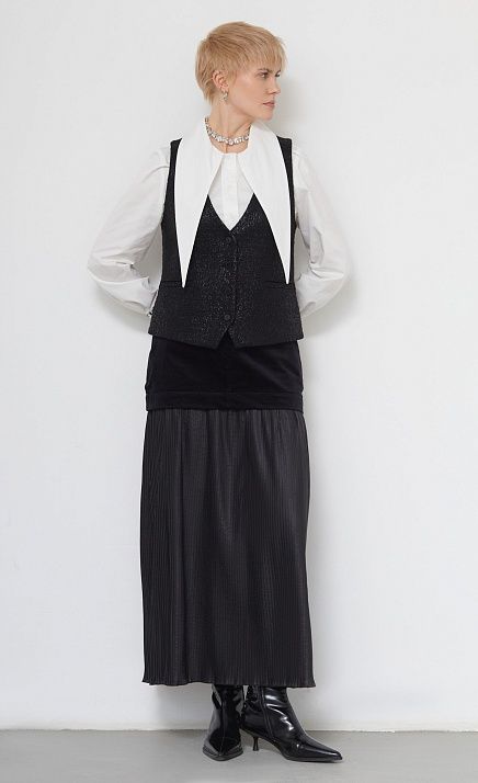  GRIOL. Жилет жен. 388239А.11312.8200N Чёрный 