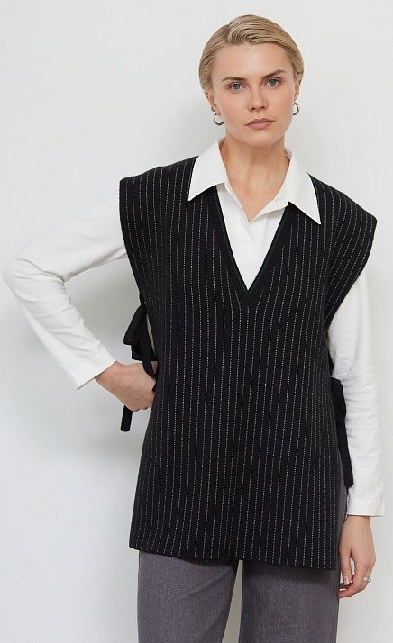  GRIOL. Жилет жен. 380101.33303.8200S Чёрный 