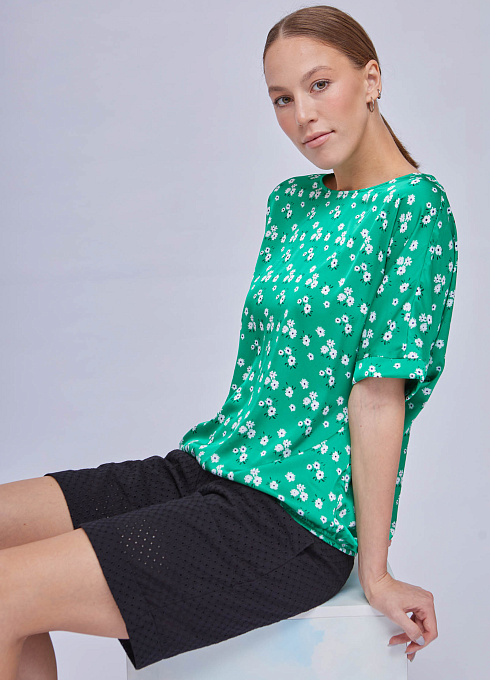 Блузка из атласа на резинке GRIOL