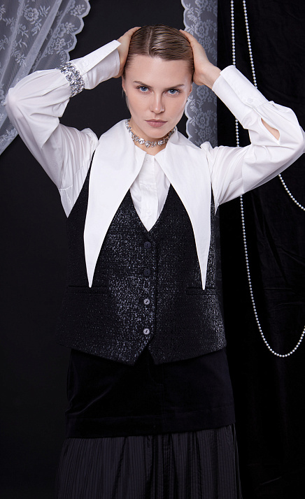  GRIOL. Жилет жен. 388239А.11312.8200N Чёрный 