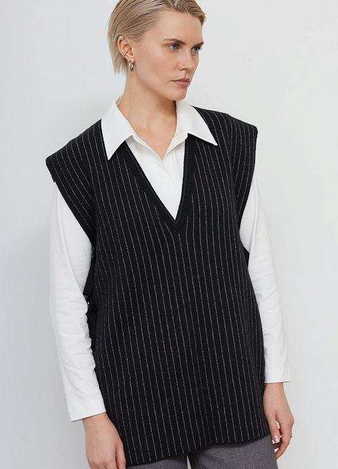  GRIOL. Жилет жен. 380101.33303.8200S Чёрный GRIOL