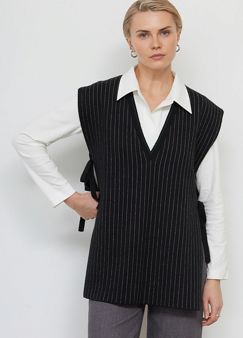  GRIOL. Жилет жен. 380101.33303.8200S Чёрный GRIOL