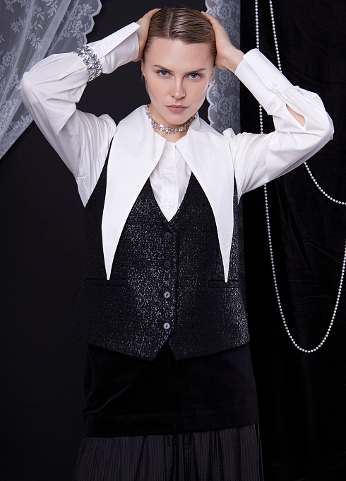  GRIOL. Жилет жен. 388239А.11312.8200N Чёрный GRIOL